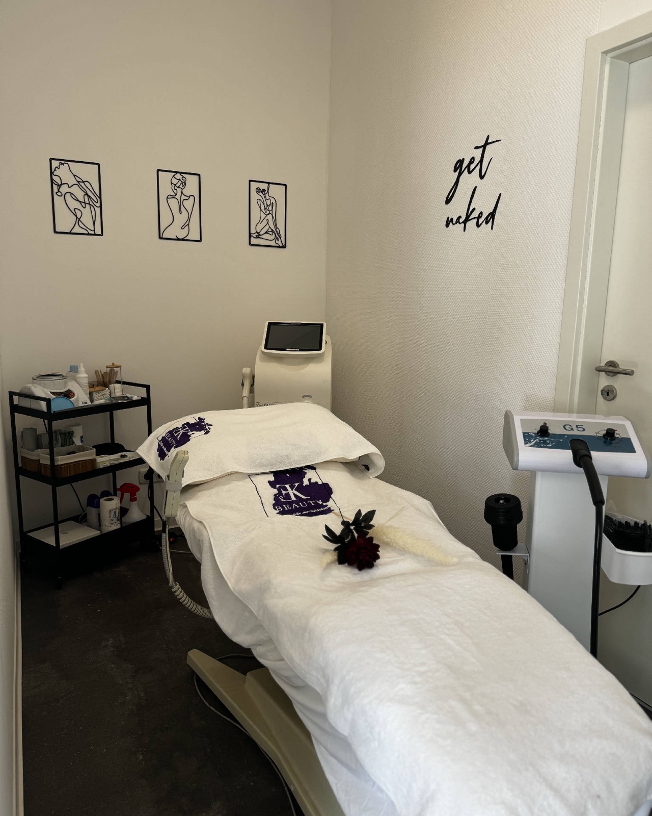 Head Spa bei EK Beauty in Oelde